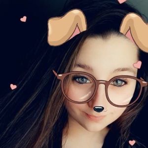 Meet your Posher, Felicia